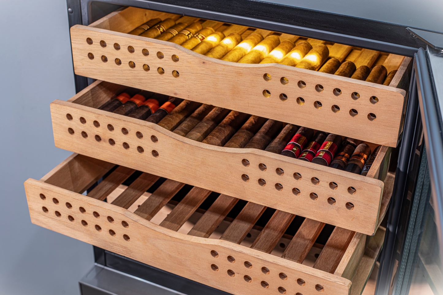Havana Vino 2-in-1 Cigar Humidor & Wine Refrigerator